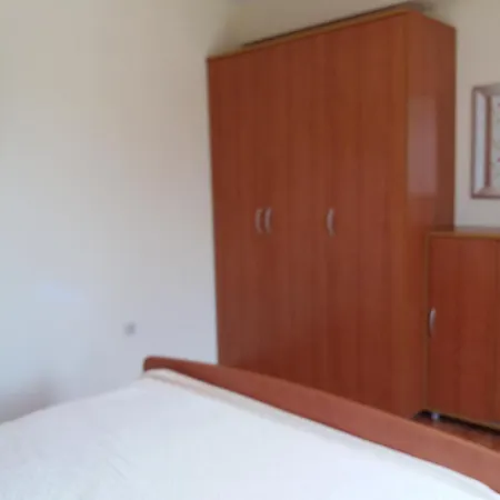 Bungalow Perna With Whirlpool Kuciste