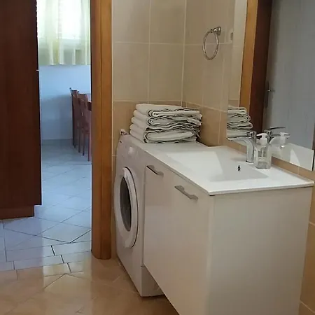 Bungalow Perna With Whirlpool *